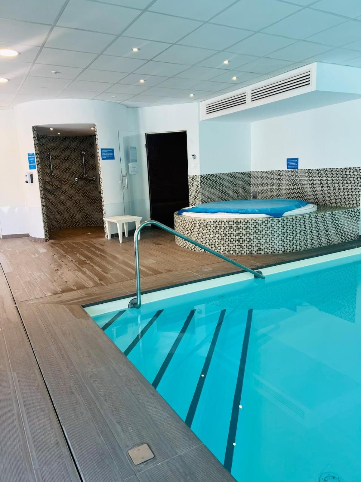 3 Bord Du T3 Piscine